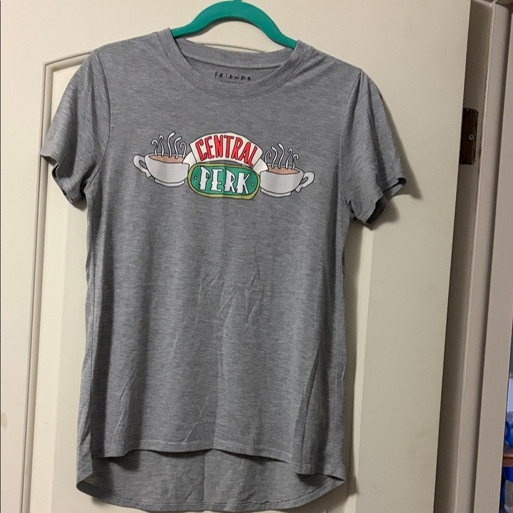 FRIENDS Gray T-Shirt Size Medium